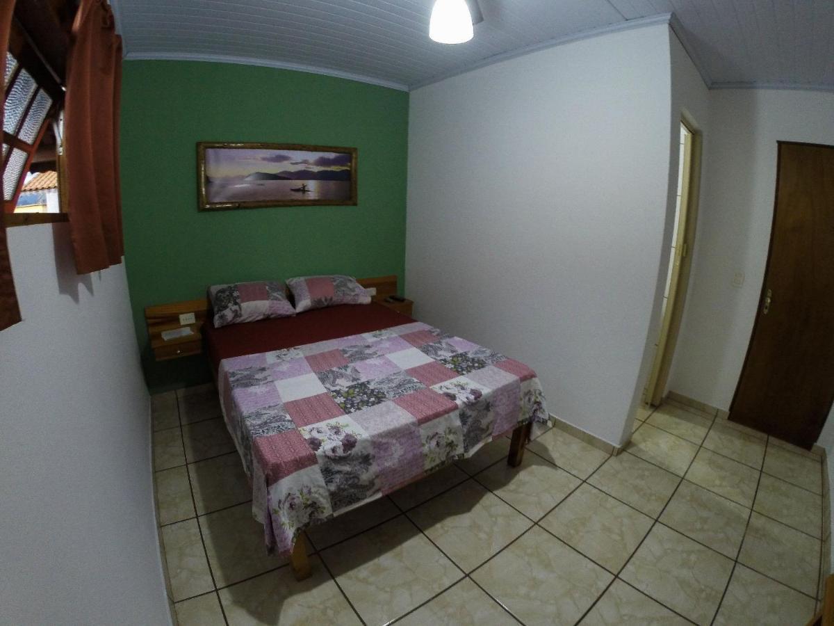 Guest house Pousada Entre Paraisos 2*